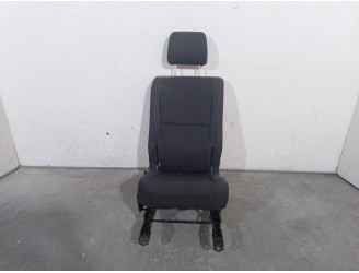 Recambio de asientos trasero derecho para toyota corolla verso (r1) 2.2 turbodiesel cat referencia OEM IAM 720300F011 720300F011