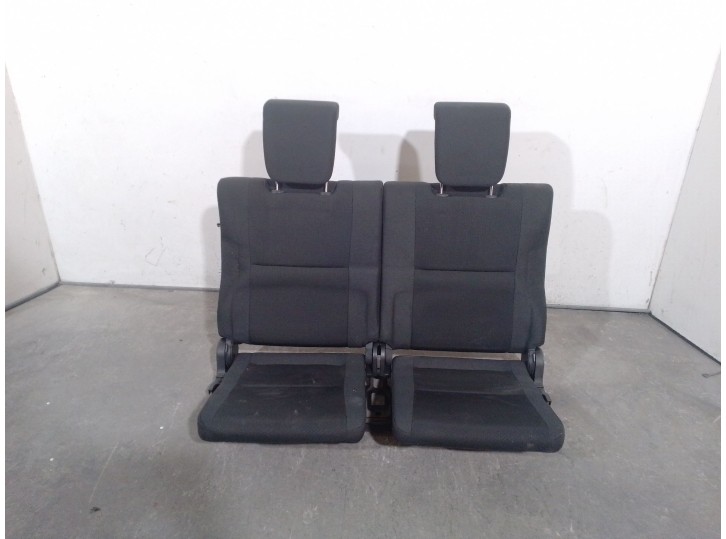 Recambio de asientos traseros para toyota corolla verso (r1) 2.2 turbodiesel cat referencia OEM IAM 792030F010 