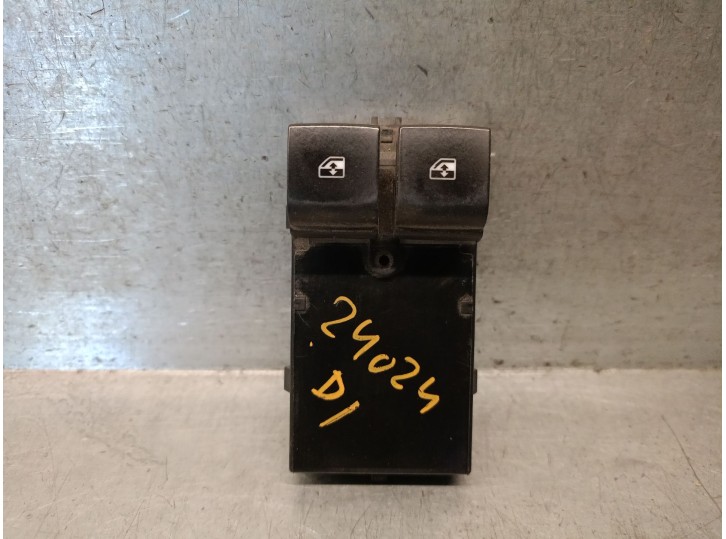 Replacement front left window regulator switch for Opel Meriva B 1.3 16V CDTi OEM IAM reference 13305978 13305978 