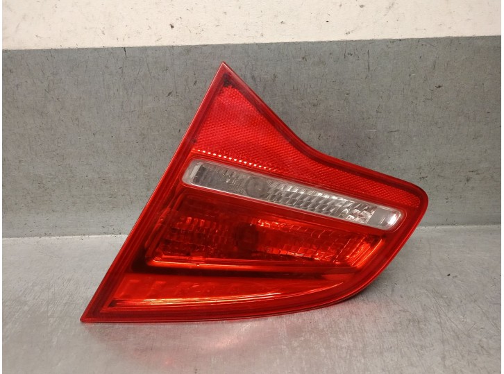 Replacement right rear light for Opel Meriva B 1.3 16V CDTi OEM IAM reference 1222232 LLH521 