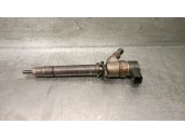 Replacement injector for Volvo S60 sedan D5 OEM IAM reference 8658351 0445110078 BOSCH