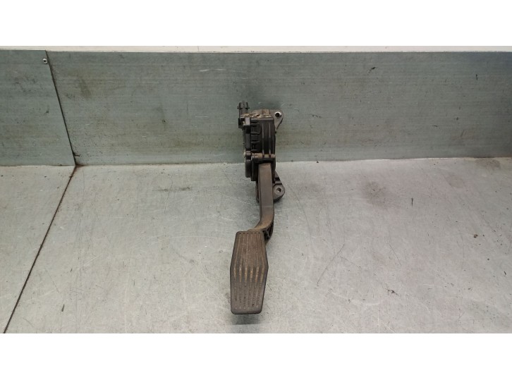 Recambio de potenciometro pedal para kia cerato 2.0 turbodiesel cat referencia OEM IAM 327002F200 327002F200 