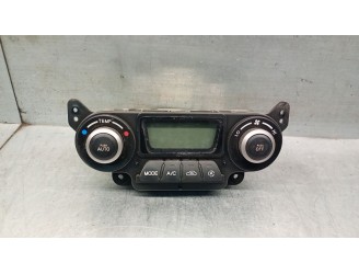 Recambio de mando climatizador para kia cerato 2.0 turbodiesel cat referencia OEM IAM 972502F300 972502F300 