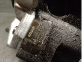 Recambio de bomba inyeccion para volvo s60 berlina d5 referencia OEM IAM 8642781 0445010043 BOSCH