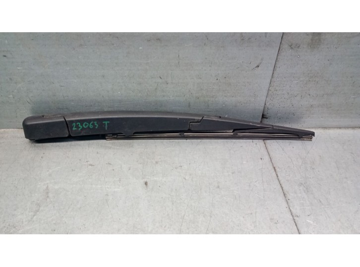 Recambio de brazo limpia trasero para hyundai kona furgoneta/suv (os, ose, osi) ev referencia OEM IAM EM16 