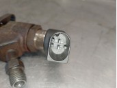 Recambio de inyector para volvo s40 berlina 2.0 diesel cat referencia OEM IAM 9657144580  SIEMENS