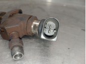 Recambio de inyector para volvo s40 berlina 2.0 diesel cat referencia OEM IAM 9657144580  SIEMENS