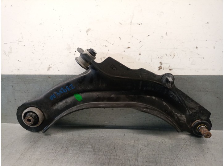Recambio de brazo suspension inferior delantero derecho para renault scenic ii dci diesel referencia OEM IAM 8200679067 82006790