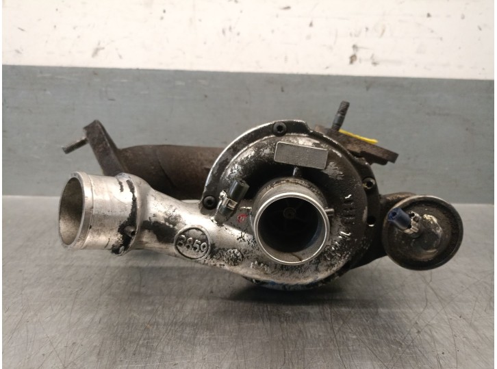 Recambio de turbocompresor para fiat punto (188_) 1.9 jtd referencia OEM IAM 45556011 46556011 