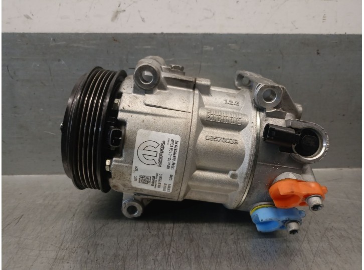 Replacement air conditioning compressor for Jeep Compass (MP, M6, MV, M7) 1.4 MultiAir OEM IAM reference 51979374 68245073AA 