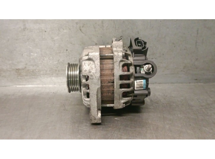 Recambio de alternador para hyundai i10 1.0 cat referencia OEM IAM 3730004700 3730004700 2619926A VALEO