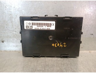 Recambio de caja reles / fusibles para renault clio iii 1.5 dci diesel cat referencia OEM IAM 8200652285 216693907 JOHNSON CONT