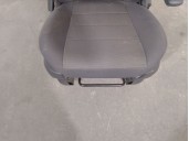 Recambio de asiento delantero derecho para chrysler grand voyager v (rt) 2.8 crd referencia OEM IAM 4610153AA 4610153AA 