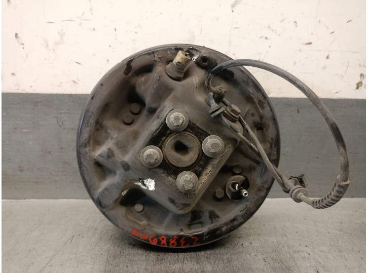 Recambio de mangueta trasera derecha para renault clio iii 1.5 dci diesel referencia OEM IAM 8200689730 8200689730 