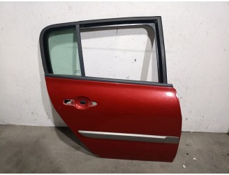 Recambio de puerta trasera derecha para renault megane ii berlina 5p 1.6 16v referencia OEM IAM 7751473734 7751473734 