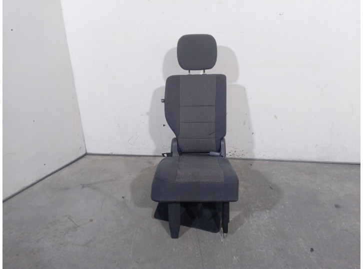Recambio de asientos trasero derecho para chrysler grand voyager v (rt) 2.8 crd referencia OEM IAM 5139372AA 5139372AA 