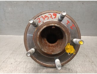 Replacement rear left stub axle for Opel Astra J Lim. 1.7 16V CDTi OEM IAM reference 328037 328037 