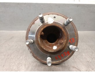 Replacement rear right stub axle for Opel Astra J Lim. 1.7 16V CDTi OEM IAM reference 328037 328037 