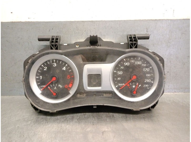 Recambio de cuadro instrumentos para renault clio iii 1.5 dci diesel referencia OEM IAM 8200821001D 8200582707 2RPF10A855A VISTE