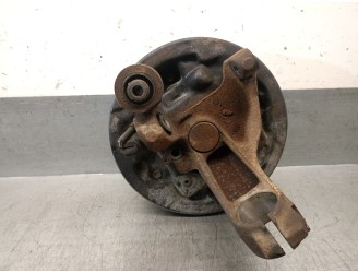 Recambio de mangueta trasera izquierda para ford mondeo berlina 2.0 16v cat referencia OEM IAM 1110952 1110952 