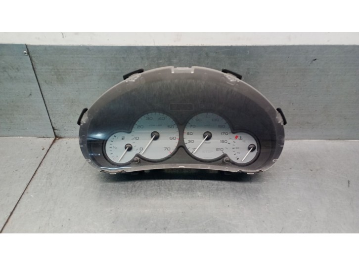 Recambio de cuadro instrumentos para citroën berlingo 1.6 16v hdi referencia OEM IAM 9662745380 6105V3 