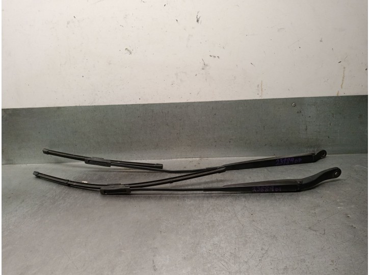 Recambio de brazo limpia delantero derecho para renault clio iii 1.5 dci diesel referencia OEM IAM 80014417 80014417 