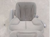 Recambio de asientos trasero izquierdo para chrysler voyager (rg) crd cat referencia OEM IAM 1AT891D5AA 1AT891D5AA 