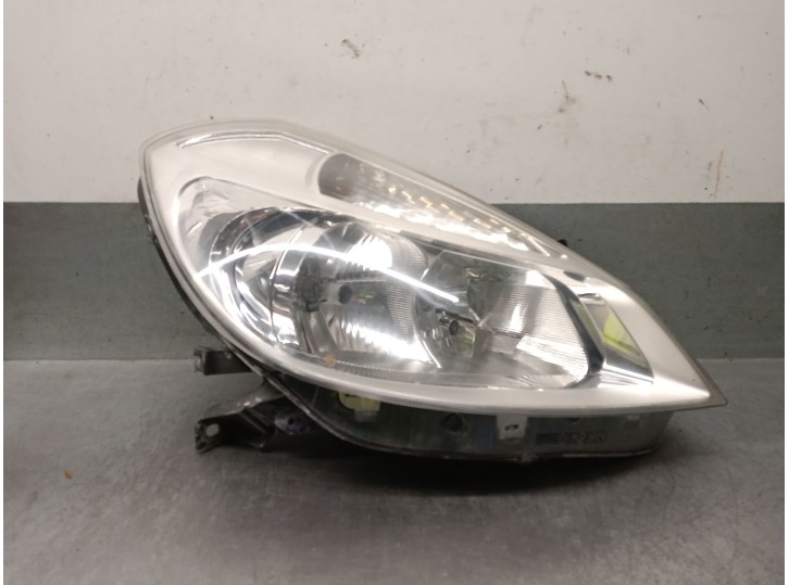 Recambio de faro derecho para renault clio iii 1.5 dci diesel cat referencia OEM IAM 8200459823 8200459823 