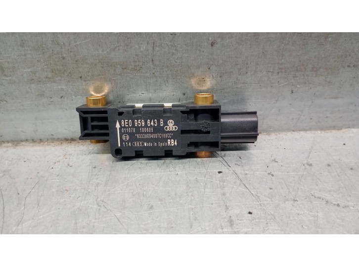 Recambio de sensor impacto para audi a4 berlina (8ec) 2.0 tdi referencia OEM IAM 8E0959643B 