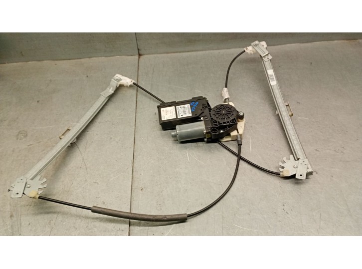 Recambio de elevalunas delantero derecho para audi a4 berlina (8ec) 2.0 tdi referencia OEM IAM 8E0837462C 8E0837462C 