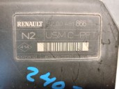 Recambio de caja reles / fusibles para renault megane ii berlina 5p 1.6 16v referencia OEM IAM 8200481866  
