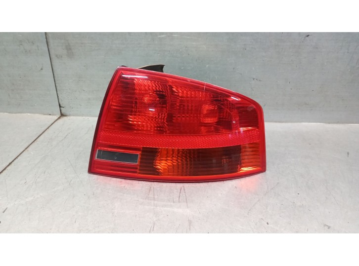 Recambio de piloto trasero derecho para audi a4 berlina (8ec) 2.0 tdi referencia OEM IAM 8E5945096 8E5945096 