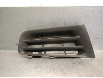 Recambio de rejilla paragolpes derecha para renault megane ii berlina 5p 1.6 16v referencia OEM IAM 8200412380 