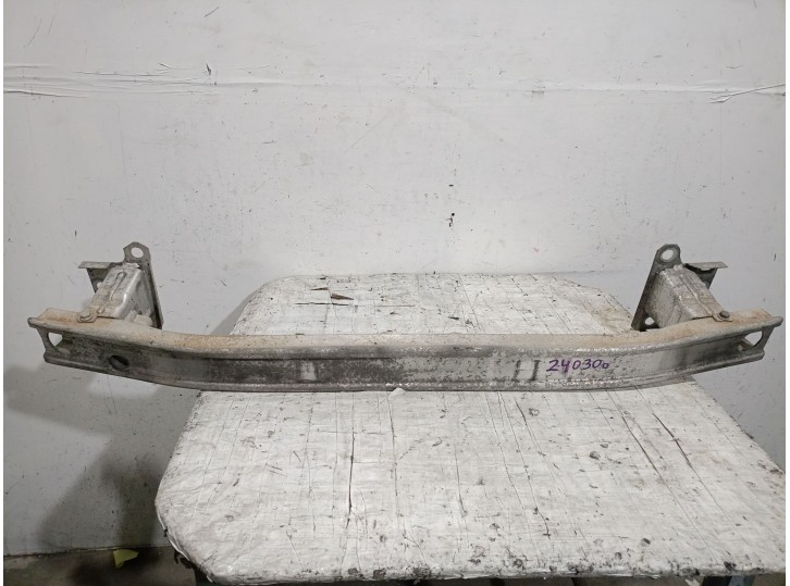 Recambio de refuerzo paragolpes delantero para renault clio iii 1.5 dci diesel cat referencia OEM IAM 8200834849 8200834849 