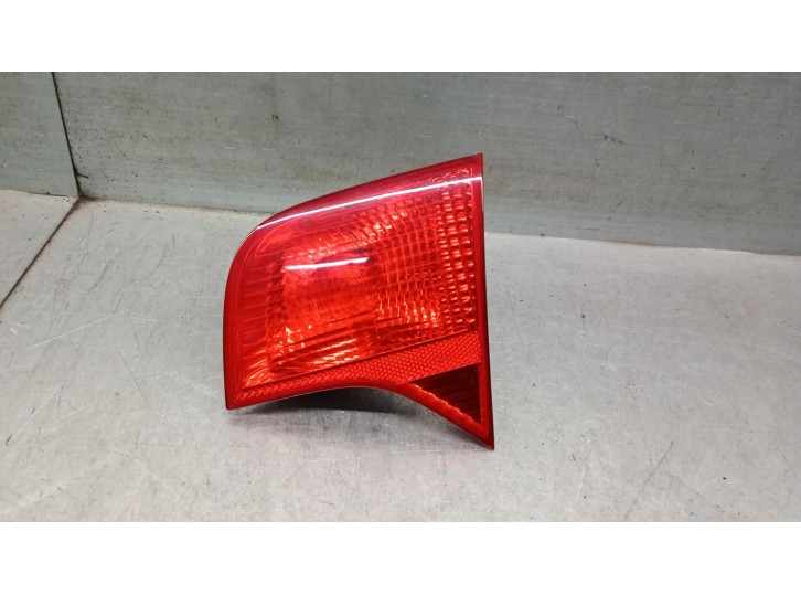 Recambio de piloto trasero derecho para audi a4 berlina (8ec) 2.0 tdi referencia OEM IAM 8E5945094A 8E5945094A 