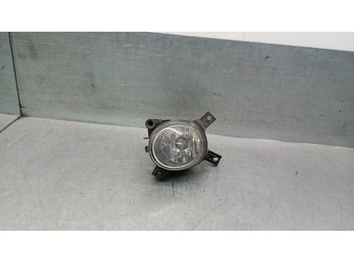 Recambio de faro antiniebla derecho para audi a4 berlina (8ec) 2.0 tdi referencia OEM IAM 8E0941700C 8E0941700C 89210614 VALEO