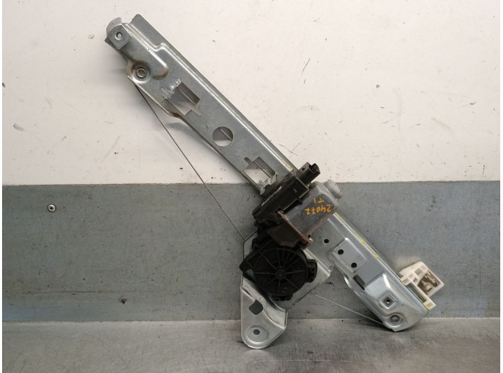 Recambio de elevalunas trasero izquierdo para renault megane ii berlina 5p 1.6 16v referencia OEM IAM K4MD812  