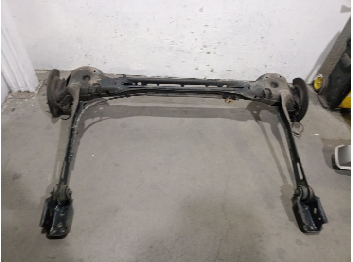 Recambio de puente trasero para chrysler grand voyager v (rt) 2.8 crd referencia OEM IAM VM64C 