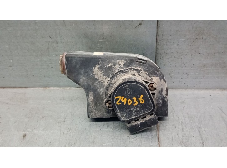 Replacement throttle pedal potentiometer for Renault Kangoo (F/KC0) 1.9 DTI diesel OEM IAM reference 7700431917 7700431917 
