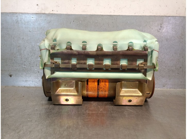 Recambio de airbag delantero derecho para mazda 626 berlina (gf) 2.0 turbodiesel referencia OEM IAM GE4T57K70C65 GE4T57K70C65 