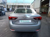 toyota avensis sedán (_t27_) del año 2015