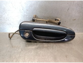 Recambio de maneta exterior delantera derecha para mazda 626 berlina (gf) 2.0 turbodiesel referencia OEM IAM GE4T5841057 GE4T584