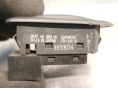 Recambio de mando elevalunas delantero izquierdo para mazda 626 berlina (gf) 2.0 turbodiesel referencia OEM IAM GE4T6638065 GE4T