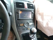 toyota auris del año 2012