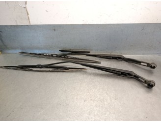 Recambio de brazo limpia delantero derecho para mazda 626 berlina (gf) 2.0 turbodiesel referencia OEM IAM GE4T67321 GE4T67321 