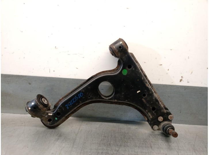 Recambio de brazo suspension inferior delantero derecho para opel astra g berlina 1.6 16v referencia OEM IAM 5352017 5352017 