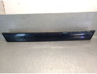 Recambio de molduras traseras para mazda 626 berlina (gf) 2.0 turbodiesel referencia OEM IAM GE5A50811 GE5A50810C57 