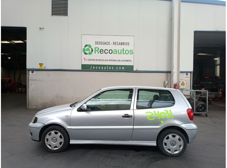 volkswagen polo berlina (6n2) del año 2000