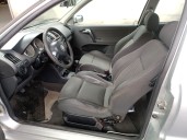 volkswagen polo berlina (6n2) del año 2000