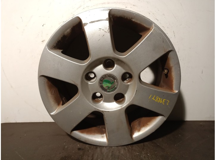 Recambio de llanta para skoda octavia berlina (1z3) 2.0 tdi referencia OEM IAM 1Z0601025K R156JX15H2ET47 